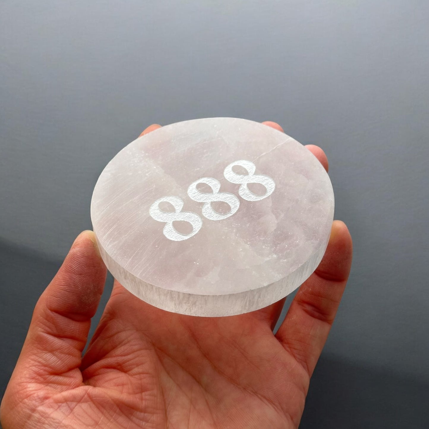 天使數字「888」圓形透石膏水晶板(小號)