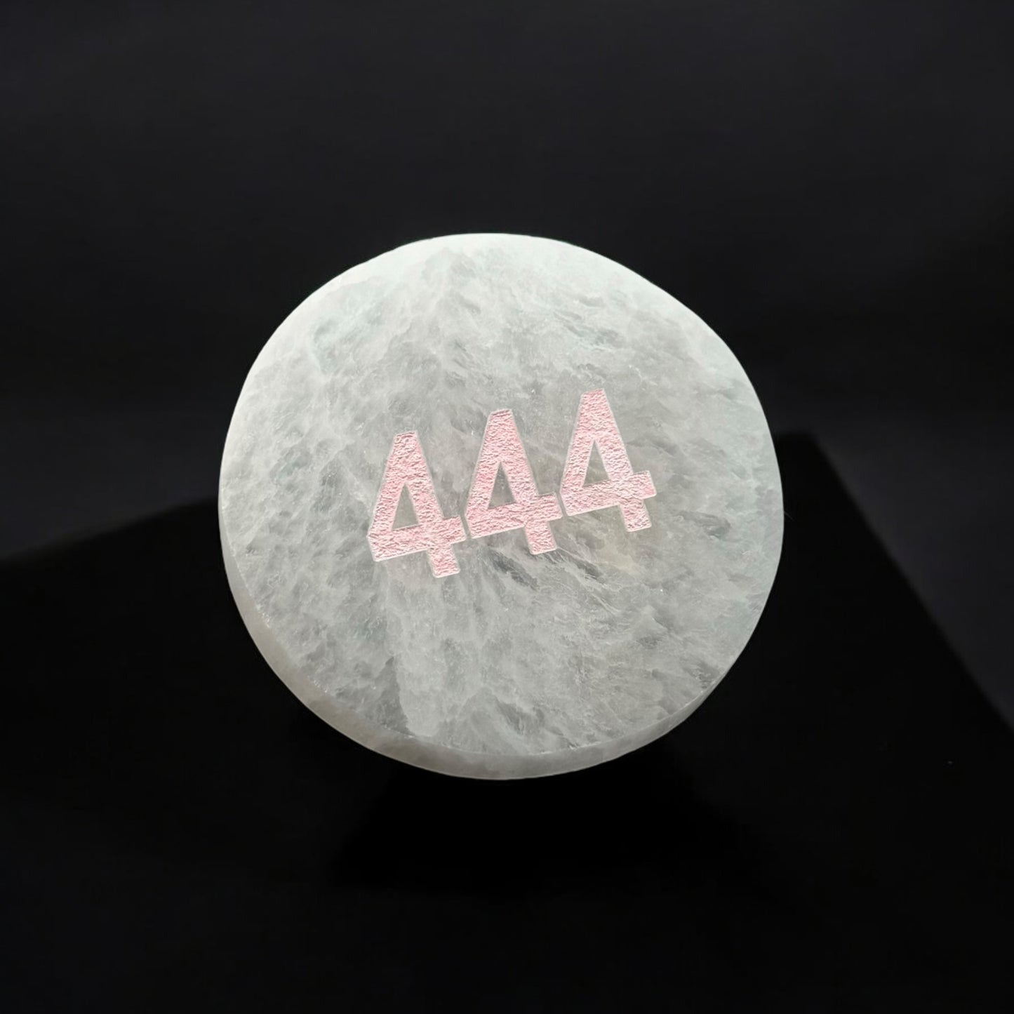 天使數字「444」圓形透石膏水晶板(小號)
