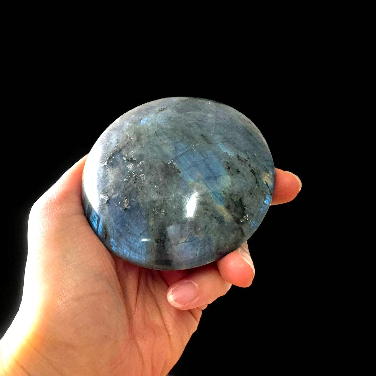 優質全閃光拉長石水晶掌石