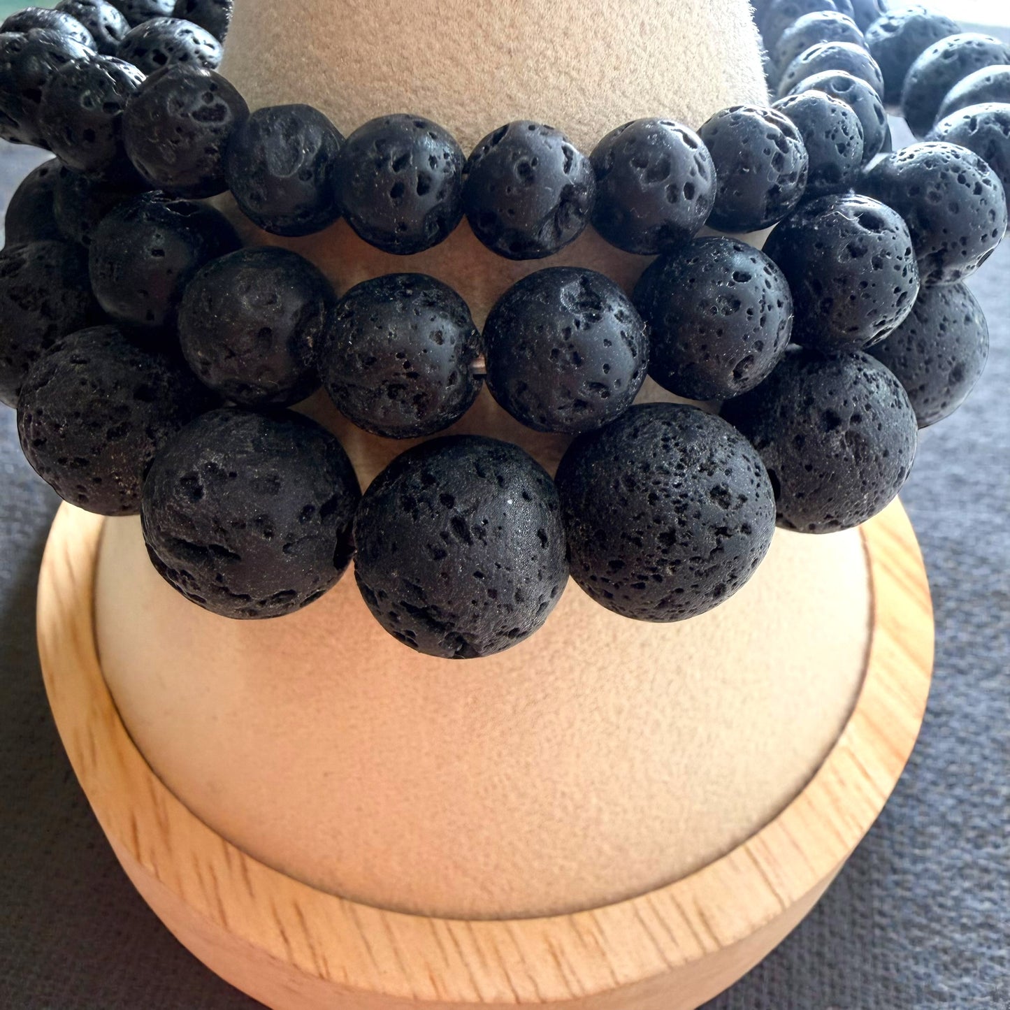 熔岩石串珠手鍊