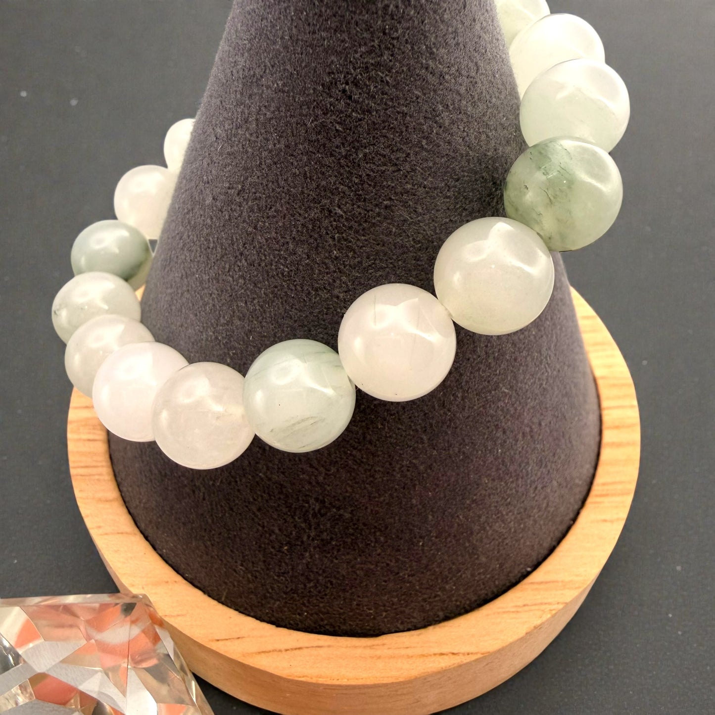 Canadian Nephrite White Jade Beaded Bracelet
