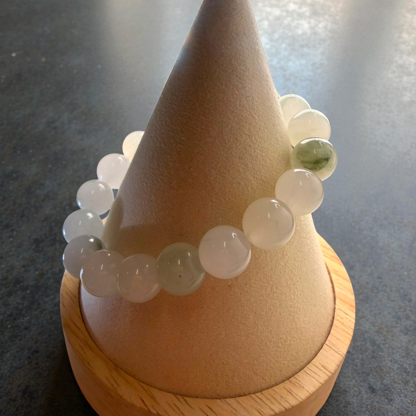 Canadian Nephrite White Jade Beaded Bracelet