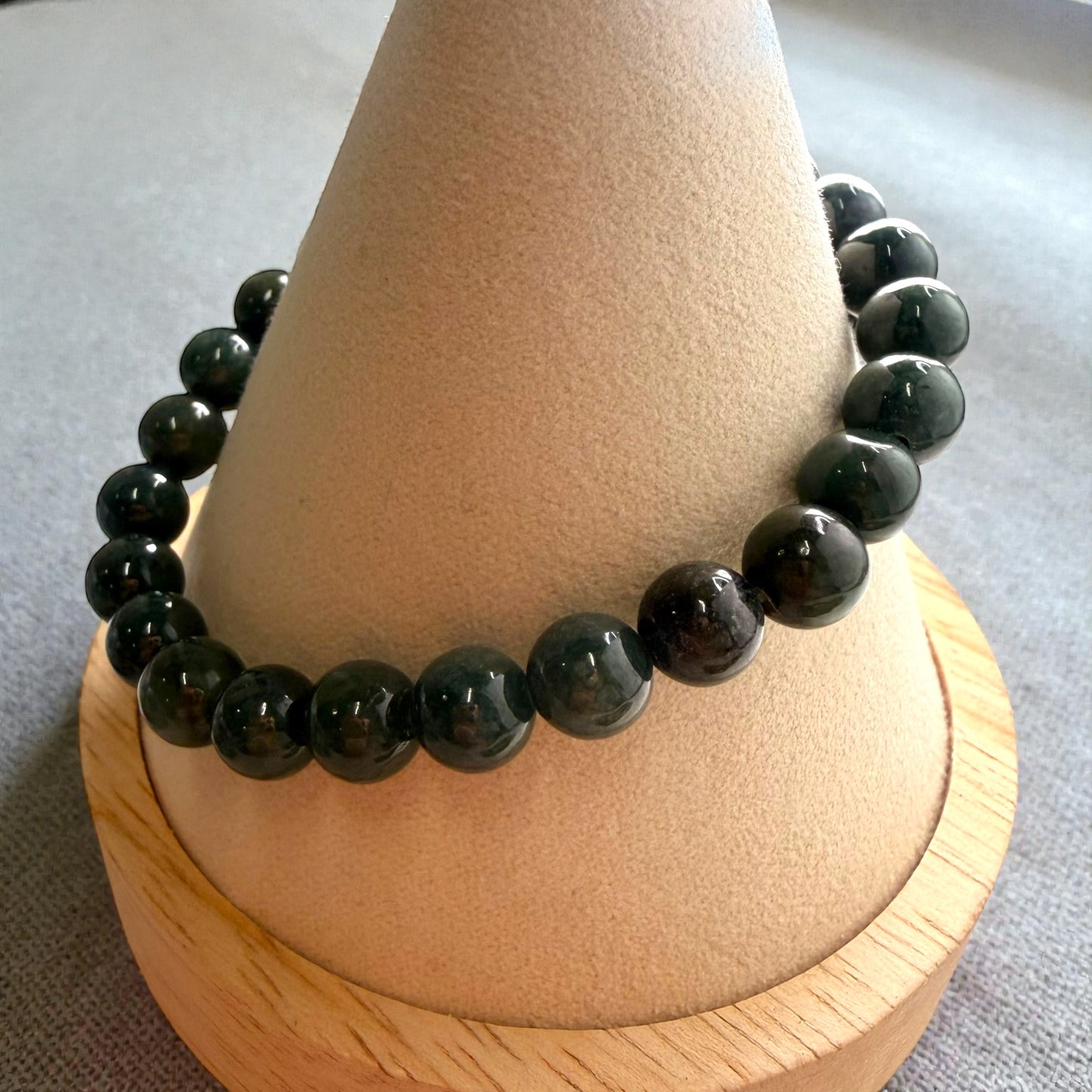 Pakistan Green Jade Beaded Bracelet