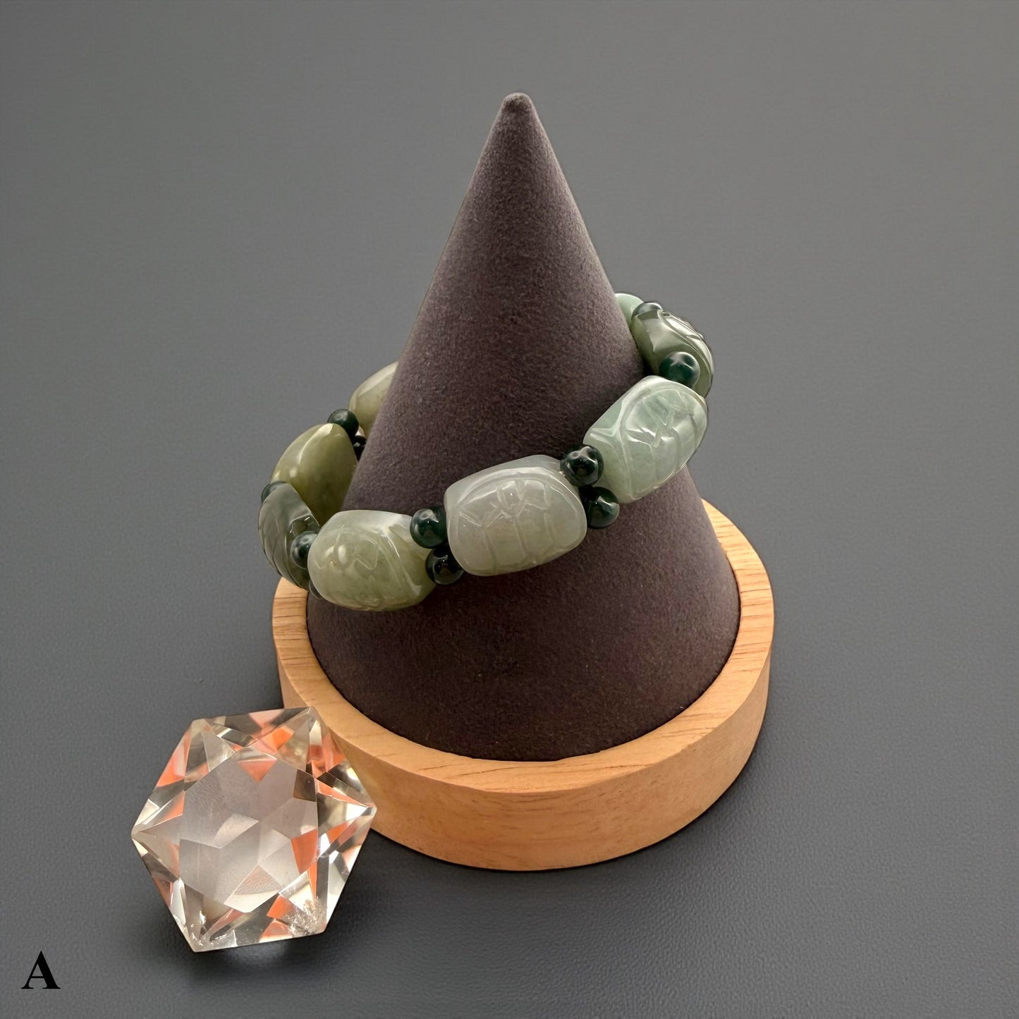 Turtle Shell Carving Burmese Jade Beaded Bracelet