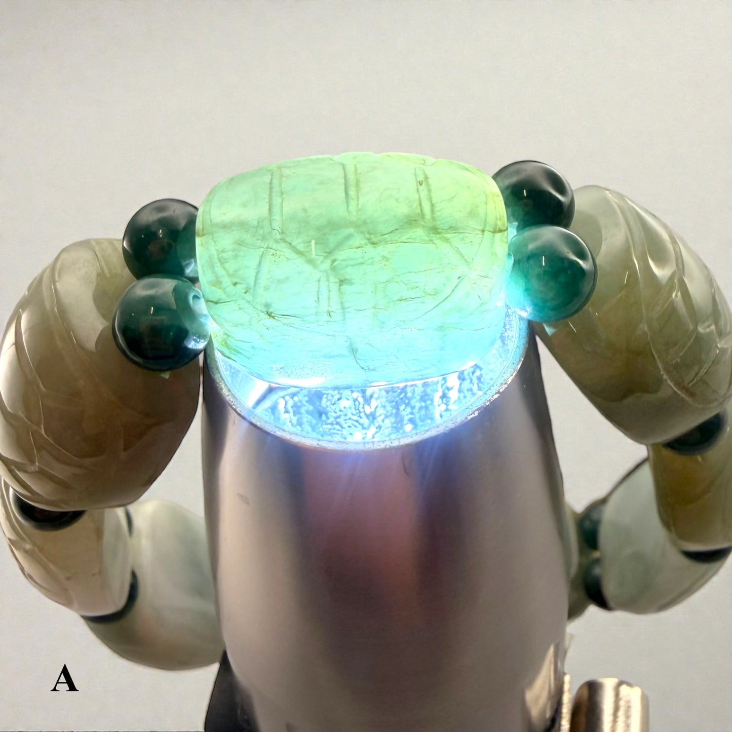 Turtle Shell Carving Burmese Jade Beaded Bracelet