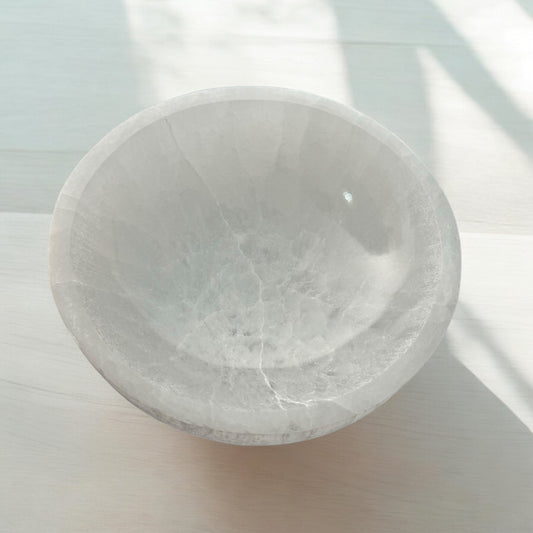 Selenite Bowl Round (M)