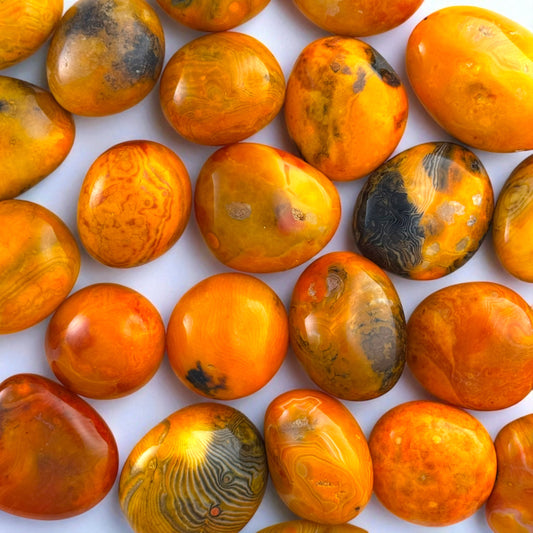 大黃蜂紅瑪瑙碧玉水晶握石