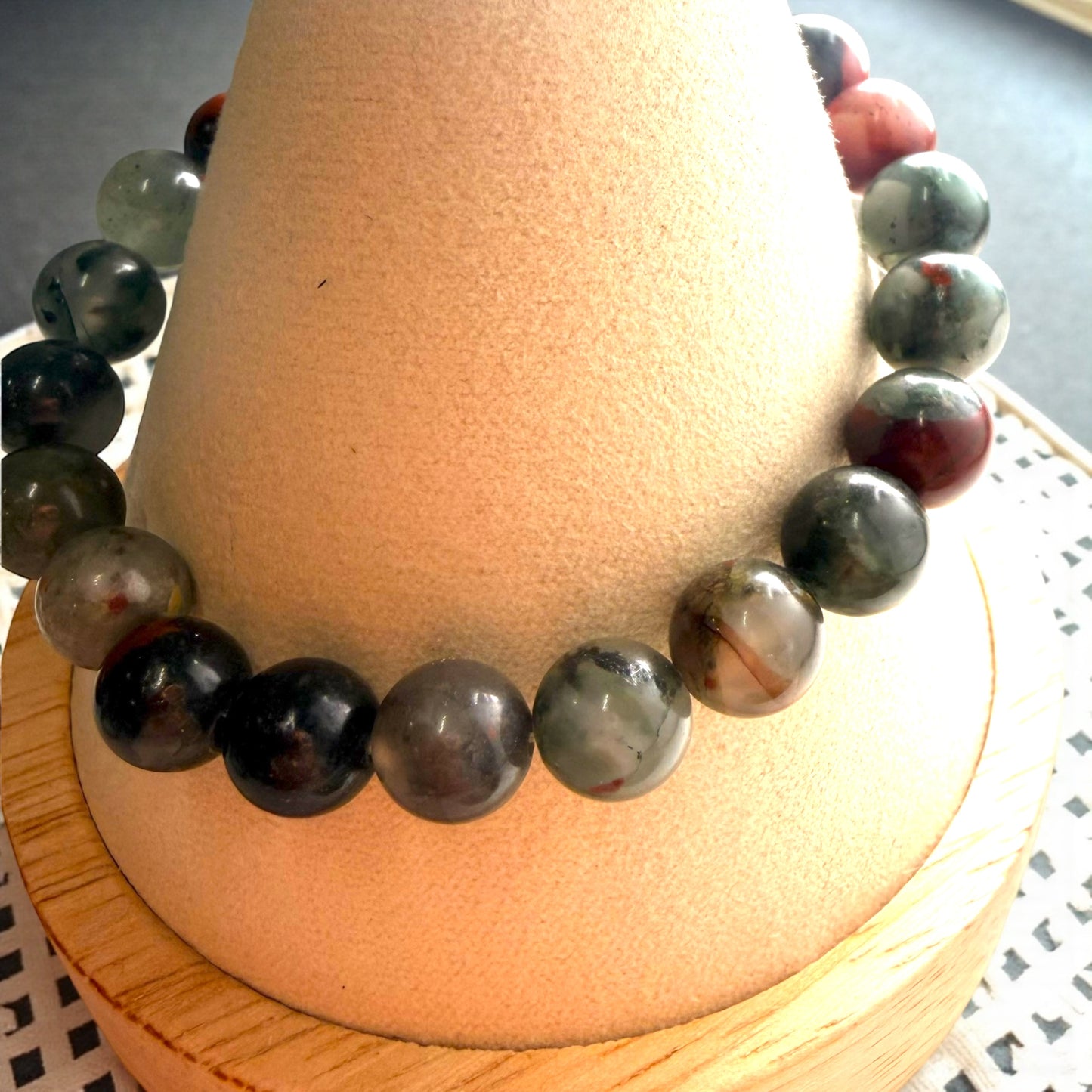 血石水晶串珠手鍊（8毫米）