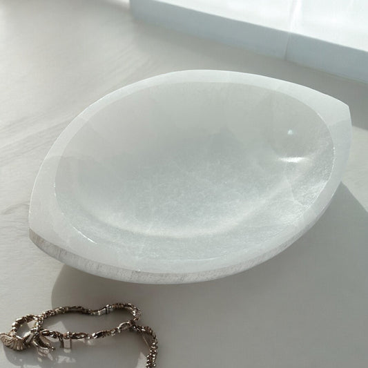 Oval Selenite Bowl (L)